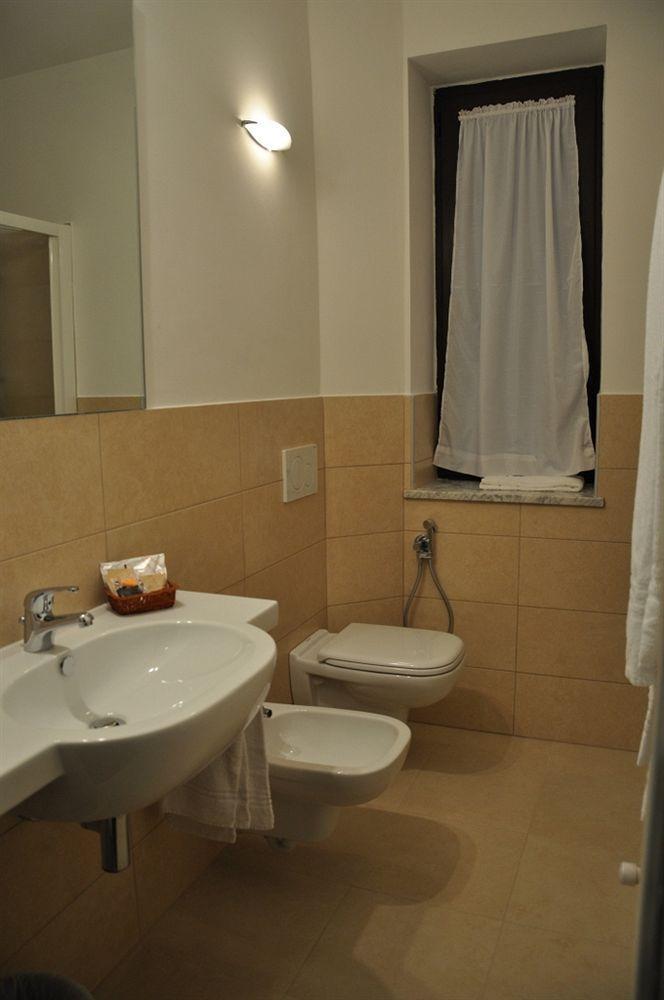 Hotel Saint Pierre Esterno foto