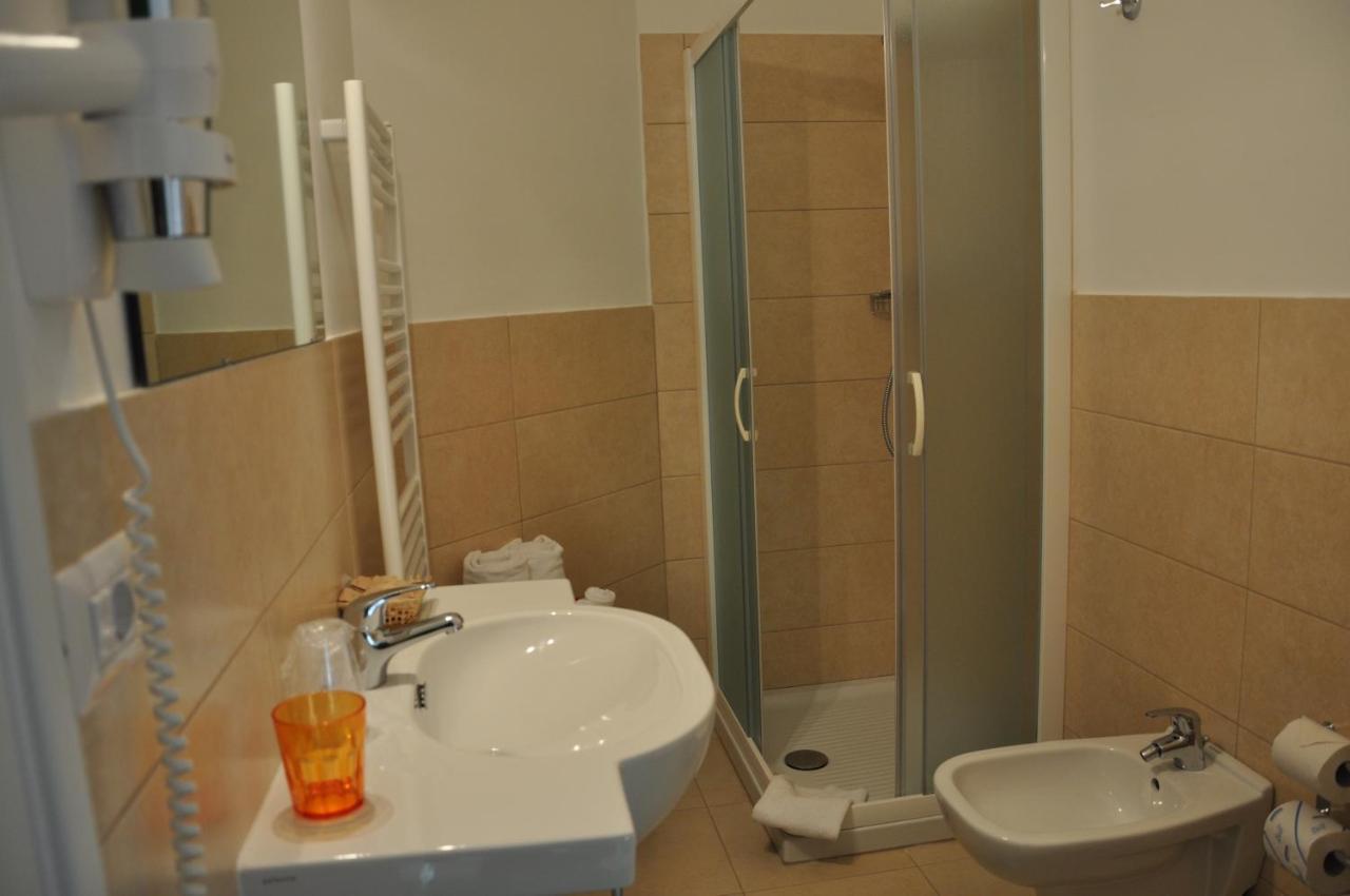 Hotel Saint Pierre Esterno foto